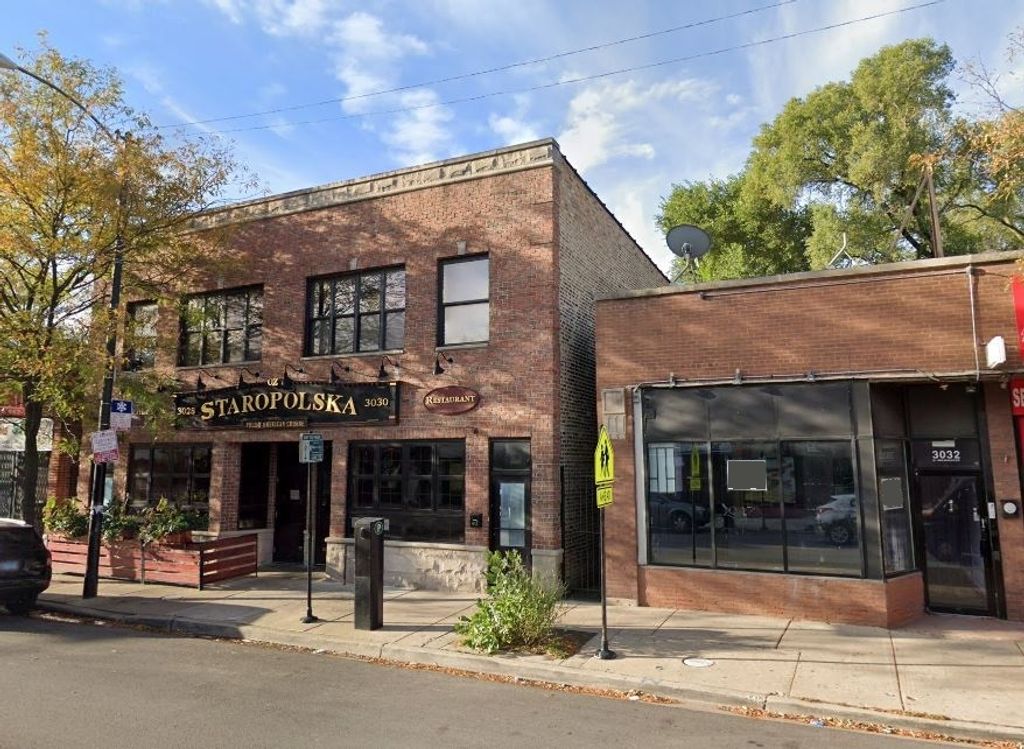 3032 N Milwaukee Avenue, Chicago, IL 60618
