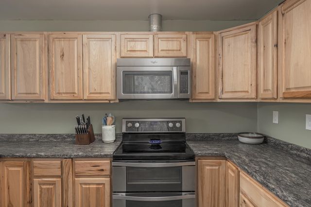 695 WHITNEY DRIVE, Fairbanks, AK 99712