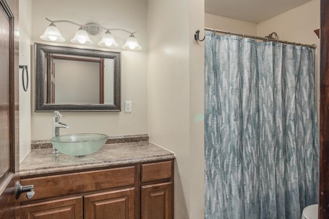 695 WHITNEY DRIVE, Fairbanks, AK 99712