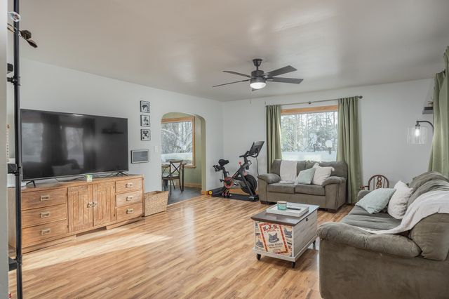 695 WHITNEY DRIVE, Fairbanks, AK 99712