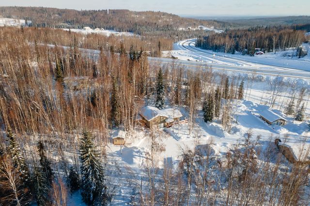 695 WHITNEY DRIVE, Fairbanks, AK 99712