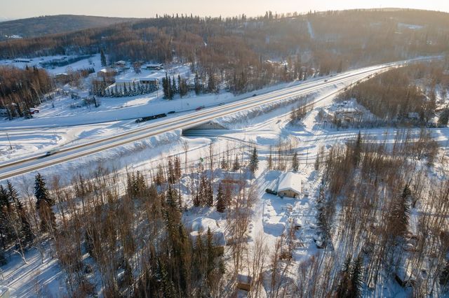 695 WHITNEY DRIVE, Fairbanks, AK 99712