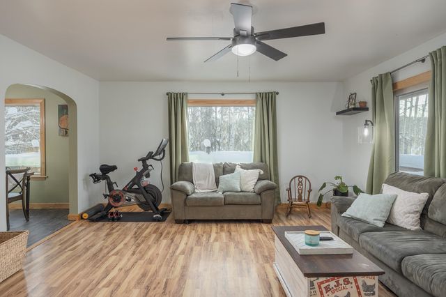 695 WHITNEY DRIVE, Fairbanks, AK 99712