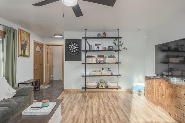 695 WHITNEY DRIVE, Fairbanks, AK 99712