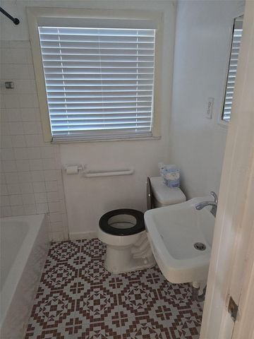 3971 9TH AVENUE N, St Petersburg, FL 33713