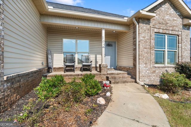 105 Exeter Way, Bonaire, GA 31005