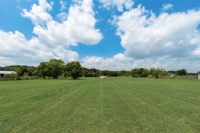 3390 Meadow Drive, Caddo Mills, TX 75135