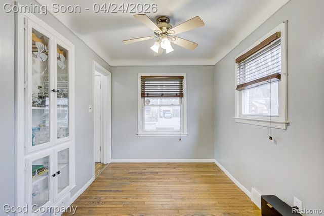 20420 Roscommon Street, Harper Woods, MI 48225