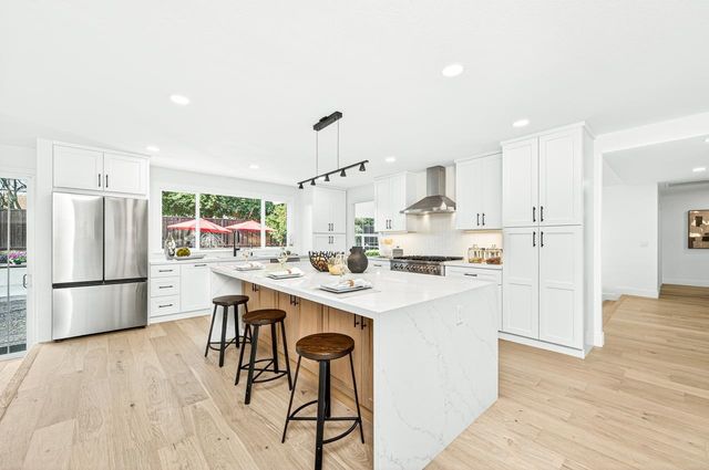 36 Barcelona Ct, Danville, CA 94526