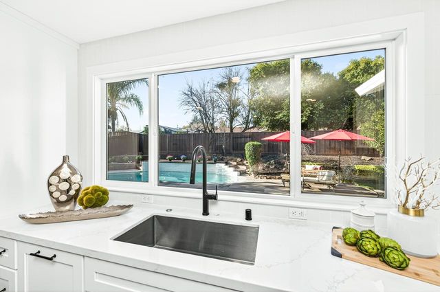 36 Barcelona Ct, Danville, CA 94526