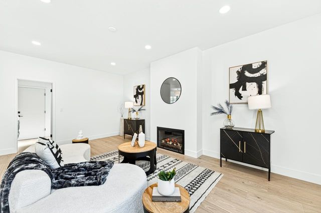 36 Barcelona Ct, Danville, CA 94526