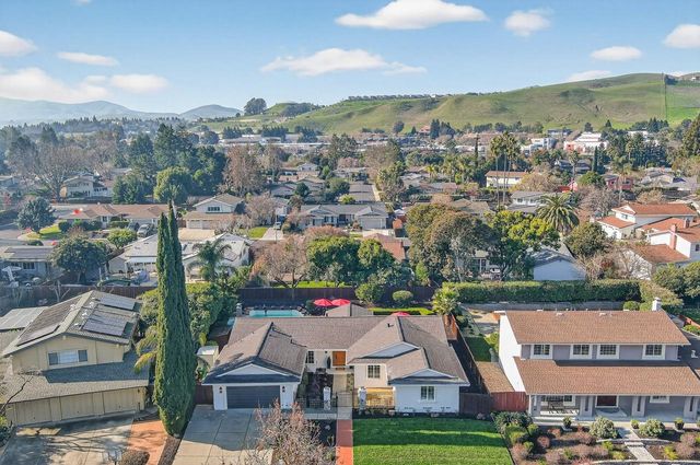 36 Barcelona Ct, Danville, CA 94526