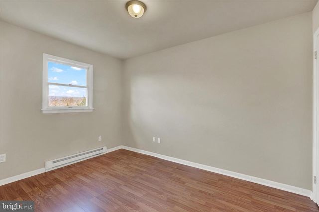 34 SURREY DR, Chambersburg, PA 17202