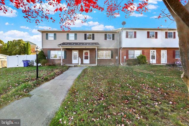 34 SURREY DR, Chambersburg, PA 17202