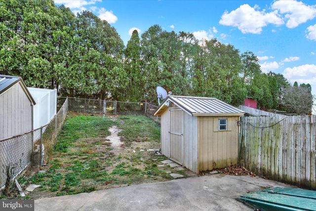 34 SURREY DR, Chambersburg, PA 17202