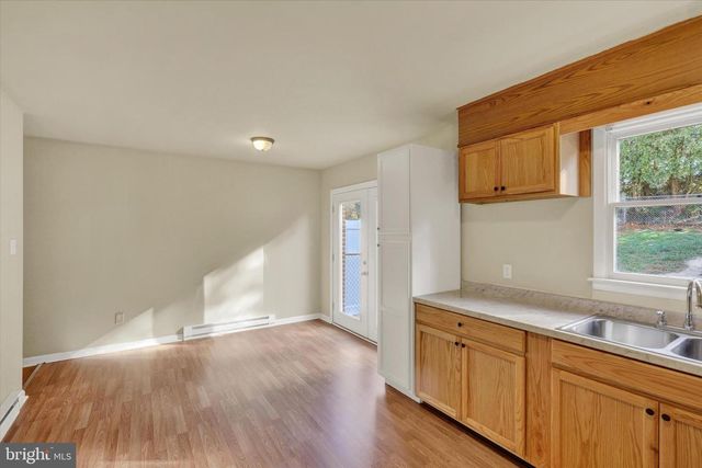 34 SURREY DR, Chambersburg, PA 17202