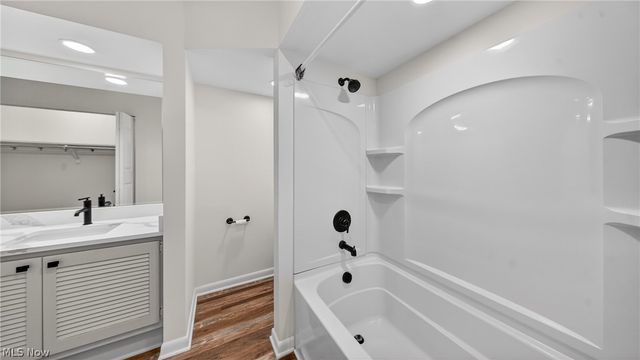 200 Granger Road 53, Medina, OH 44256
