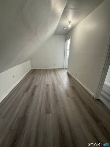 21 Edgar Street 2, New Haven, CT 06519