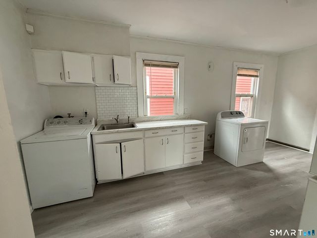 21 Edgar Street 2, New Haven, CT 06519