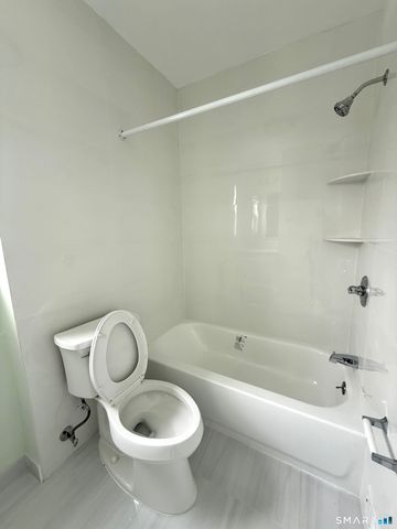 21 Edgar Street 2, New Haven, CT 06519