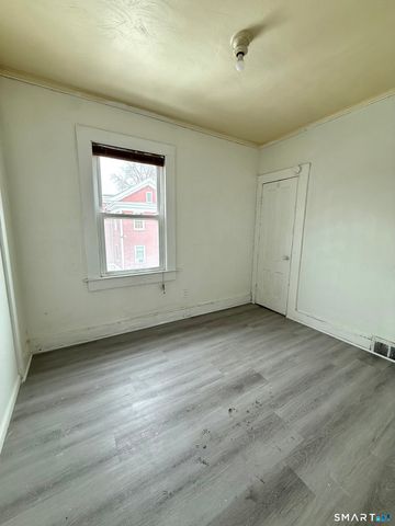 21 Edgar Street 2, New Haven, CT 06519