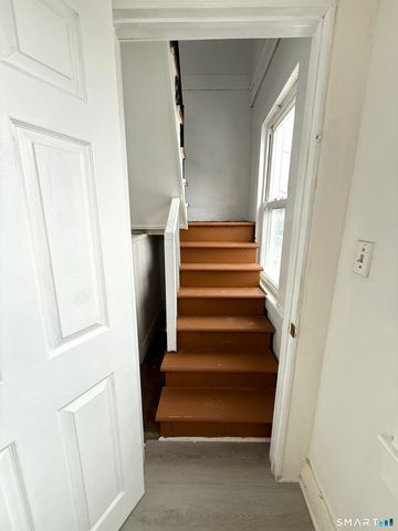 21 Edgar Street 2, New Haven, CT 06519