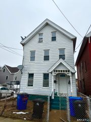 21 Edgar Street 2, New Haven, CT 06519