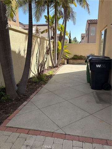 18 League, Irvine, CA 92602