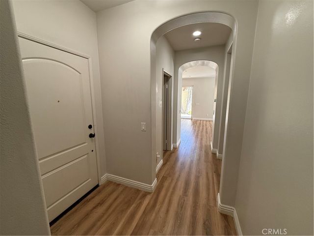 18 League, Irvine, CA 92602