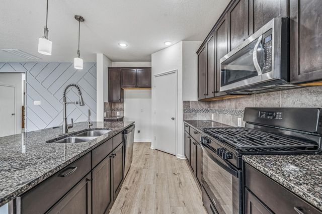 4118 Lake Cypress Circle, Houston, TX 77068