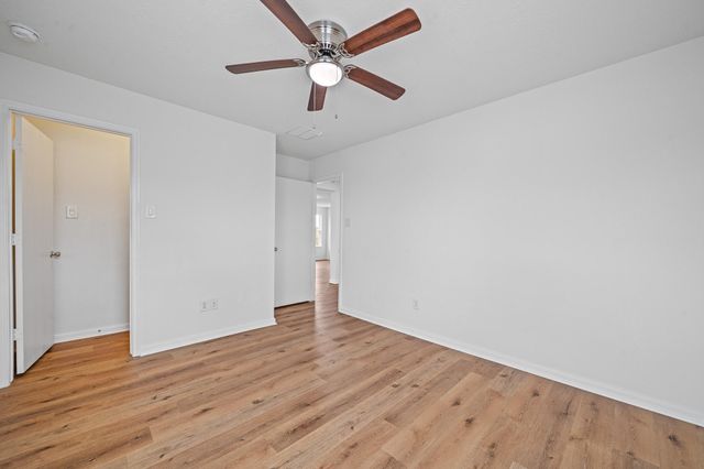 4118 Lake Cypress Circle, Houston, TX 77068