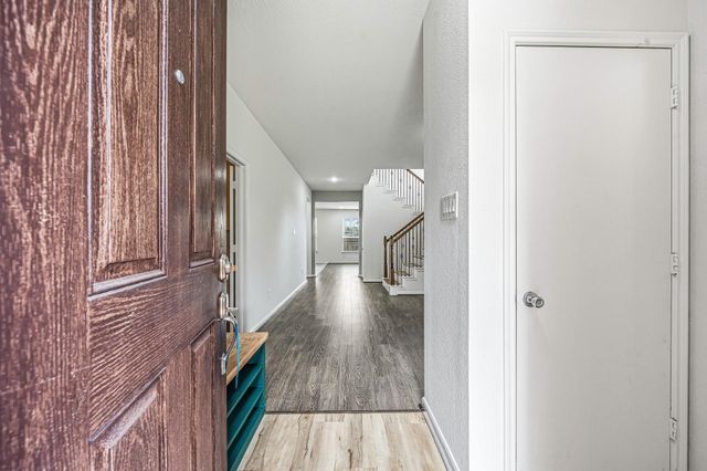 4118 Lake Cypress Circle, Houston, TX 77068