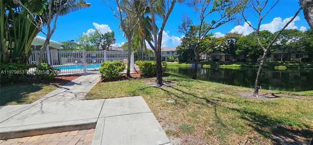 2014 Marsh Harbor Drive, Riviera Beach, FL 33404