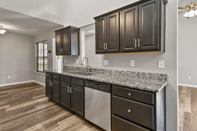 146 Stacy Street, Branson, MO 65616