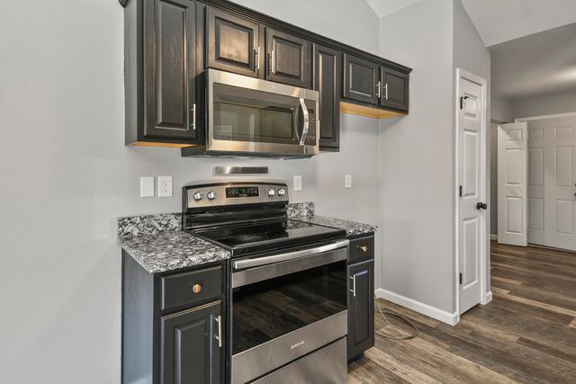 146 Stacy Street, Branson, MO 65616