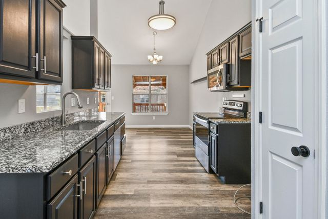 146 Stacy Street, Branson, MO 65616