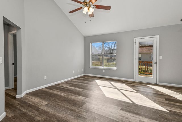 146 Stacy Street, Branson, MO 65616