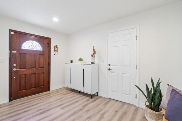 3131 Ensalmo Avenue, San Jose, CA 95118
