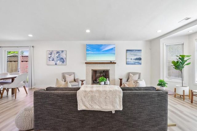 3131 Ensalmo Avenue, San Jose, CA 95118