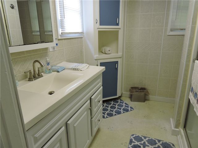 1901 Hattons Ford Road, Townville, SC 29689