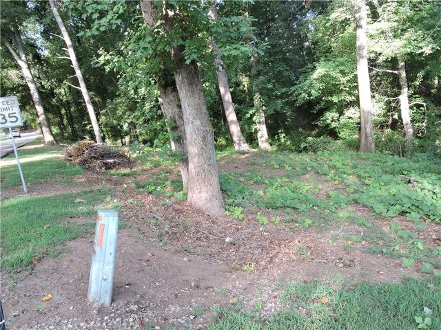 1901 Hattons Ford Road, Townville, SC 29689