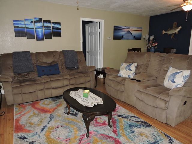 1901 Hattons Ford Road, Townville, SC 29689