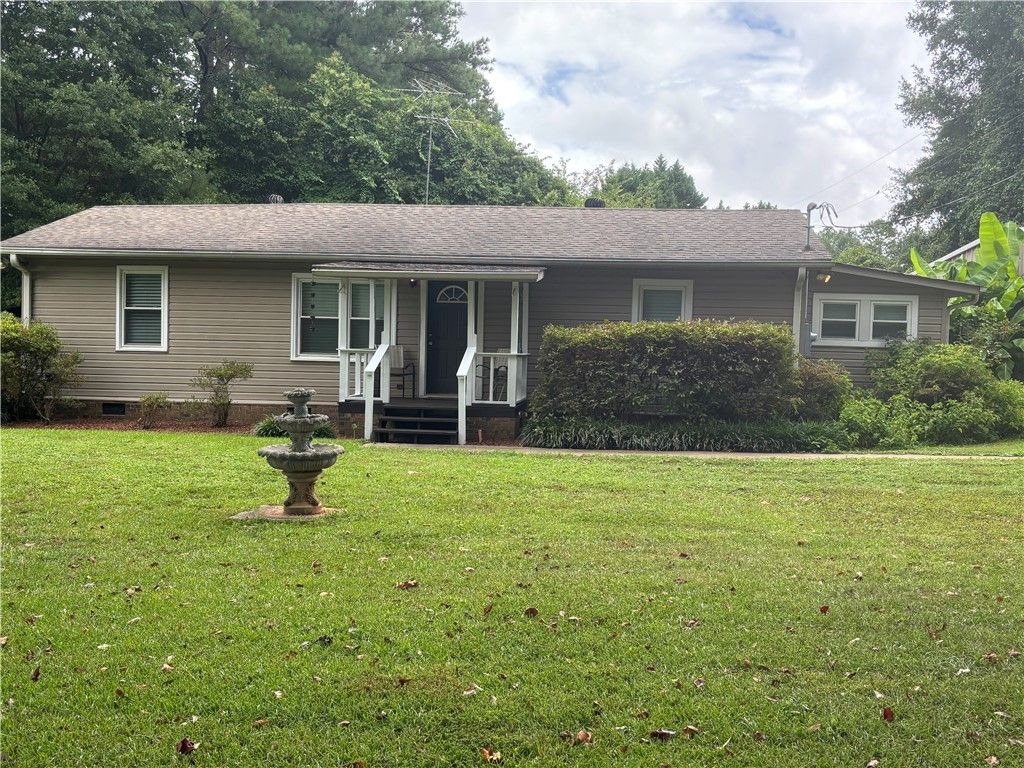 1901 Hattons Ford Road, Townville, SC 29689