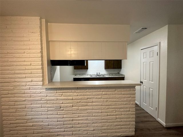 5919 Ludington Drive, Houston, TX 77035