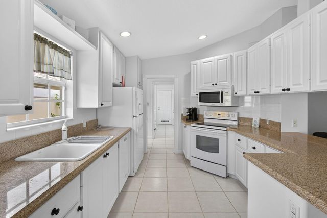 8154 Montserrat Place ., Wellington, FL 33414
