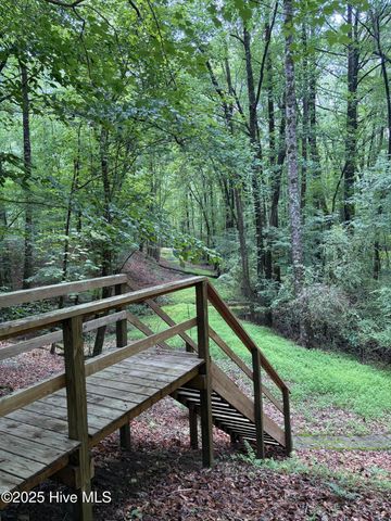 108 Gambit Court, Washington, NC 27889