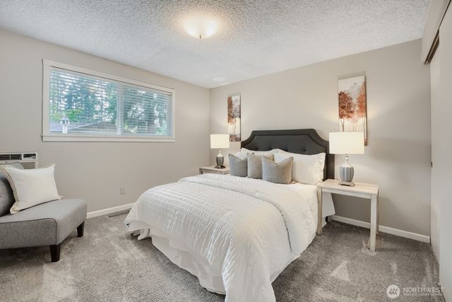 18529 SE 244th Place, Covington, WA 98042