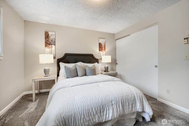 18529 SE 244th Place, Covington, WA 98042