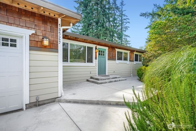 18529 SE 244th Place, Covington, WA 98042