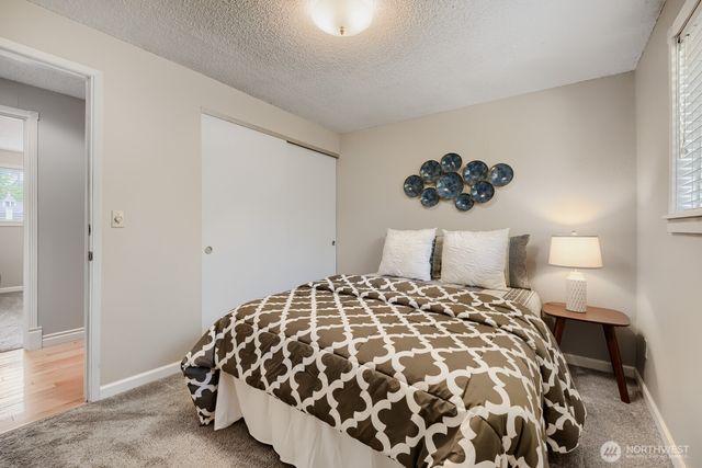 18529 SE 244th Place, Covington, WA 98042